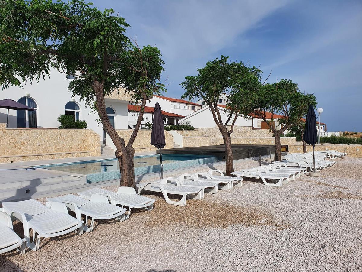 Villa Ivanovic Vir Exterior foto
